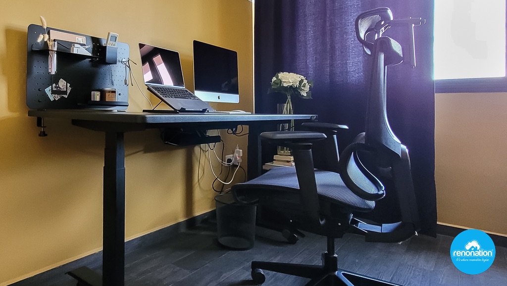 We Review the EverDesk Max Standing Desk and ErgoTune Supreme Ergonomic Chair for WFH Renovation Singapore