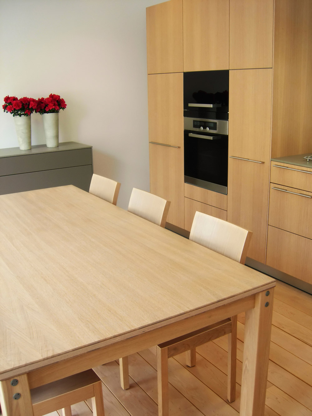 Know Your Materials When Buying Wooden Furniture: Part 1 | Renovation